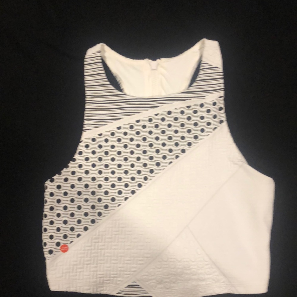 Vimmia Crop Yoga/Workout Top Medium